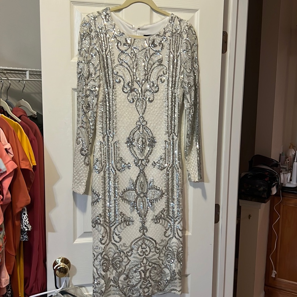 White Betsey & Adam cocktail dress with silver sequin